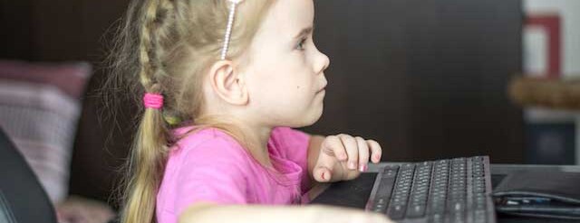 Kinder sicher im Internet unterwegs – Was Eltern tun können